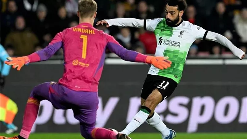 صلاح أساسيا.. كلوب يعلن تشكيل ليفربول لمواجهة سبارتا براج