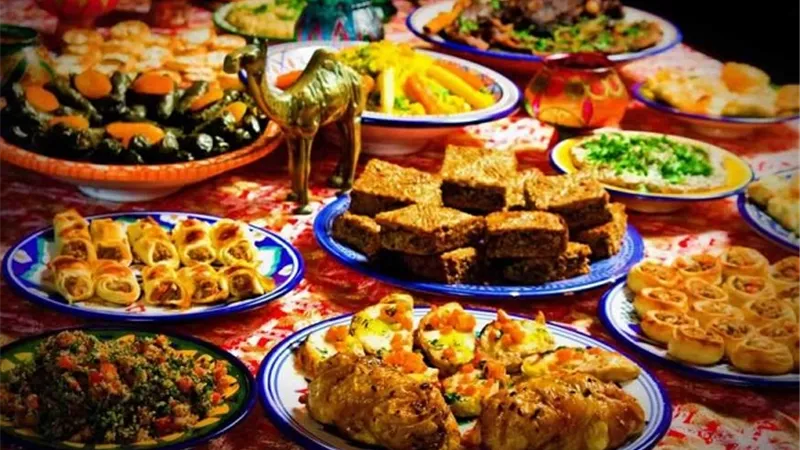 5 أخطاء شائعة عليك تجنبها خلال وجبة الإفطار في رمضان