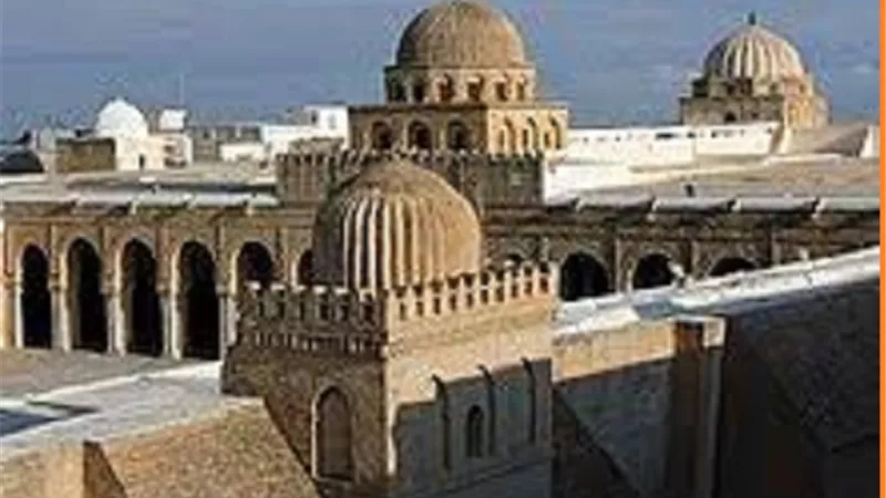 مسجد البطل القائد عقبة بن نافع