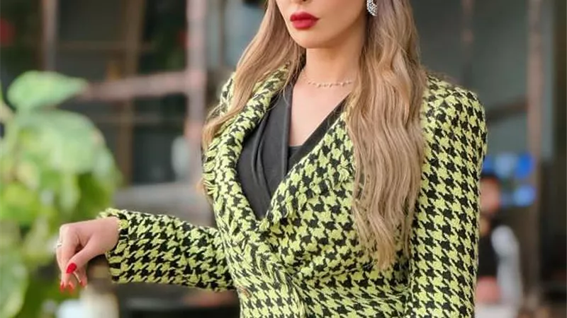 بإطلالة أنيقة ..مى سليم تروج لشخصية 