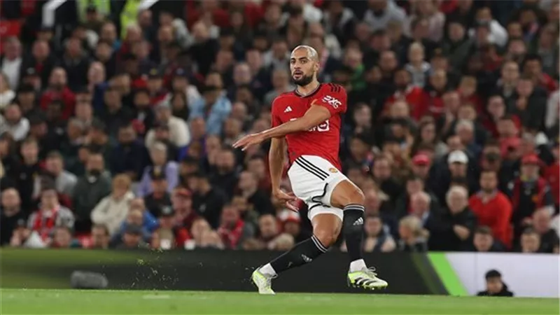أمرابط يفكر في العودة إلى الدوري الإيطالي.. ويوفنتوس يترقب