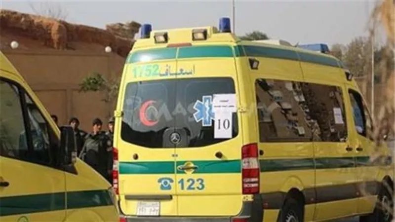 النيابة تباشرالتحقيق فى تصادم4 سيارات وإصابة 8 على كورنيش العجوزة