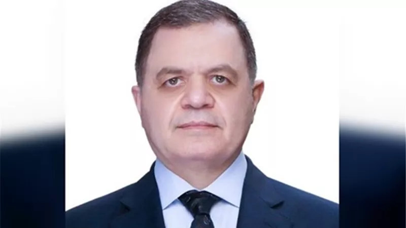 وزير الداخلية يهنئ الرئيس السيسى بذكرى العاشر من رمضان