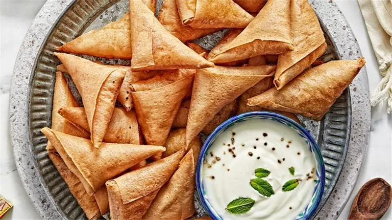 طريقة عمل السمبوسة باللحمة المفرومة