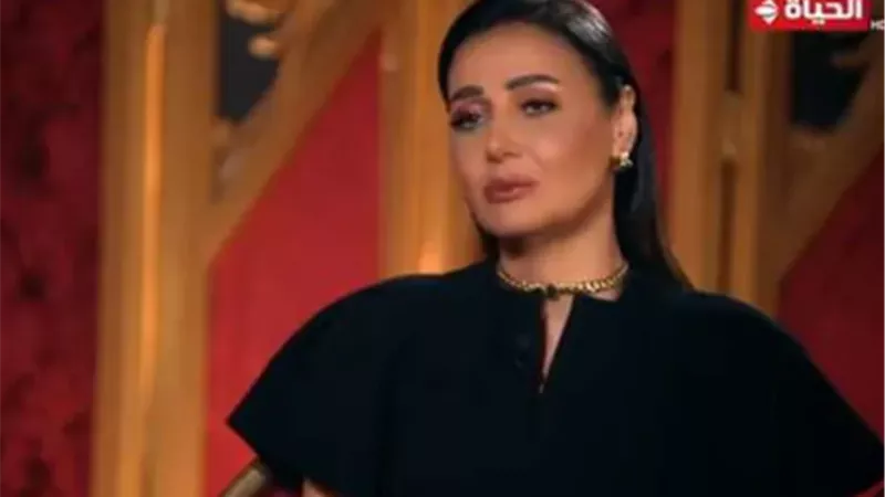 لاول مرة .. حلا شيحة تكشف قصتها مع الحجاب والنقاب قبل خلعه