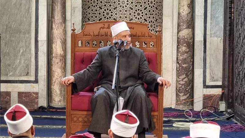أسباب وعلامات قبول العمل في رمضان درس التراويح بالجامع الأزهر