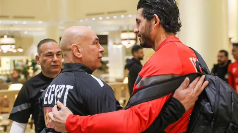 إنضمام حجازي و تريزيجيه و مصطفي محمد لمعسكر منتخب مصر..صور