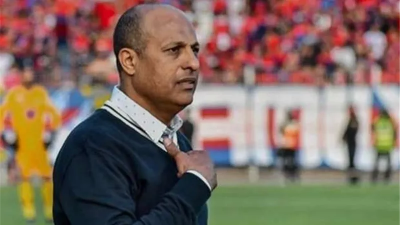 أول رد من طارق مصطفى على أنباء ترشحه لتدريب الوداد المغربي