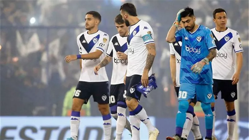 القبض على 4 لاعبين في الدوري الأرجنتيني بتهمة الاعتداء الجنسي