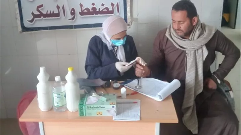 العلاج بالمجان لـ 1437مريضا بقرية العلالمه ببنى سويف