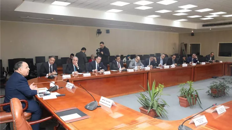 تـوجـيهات الـرئـيس بالمـوازنـة الجـديـدة: ِعـينكم عـلى المـواطـن وزيـادة الإنـفاق عـلى الحـمايـة الاجـتماعـية