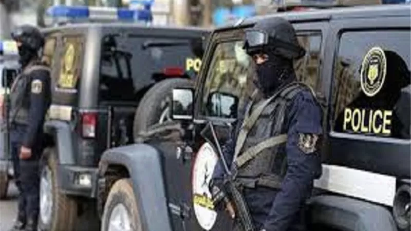 القبض على 12 شخصا من تجار الصنف بـ كوكتيل مخدرات بـ3 محافظات