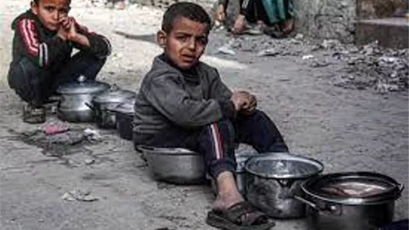 البيت الأبيض: نشعر بقلق بالغ إزاء التقارير عن مجاعة وشيكة في غزة
