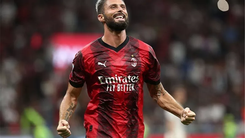 جيرو يقترب من الدوري الأمريكي