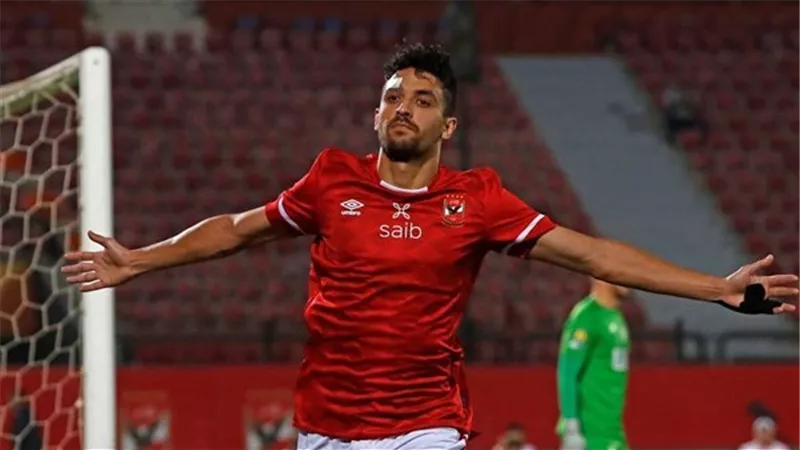 الأهلي يوثق عقد طاهر بإتحاد الكرة بعد تعديله مالياً