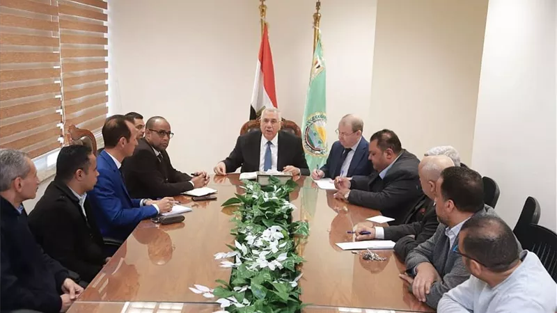 القصير: الدولة تقدم كافة أشكال الدعم للقضاء على ظاهرة التعدي على الاراضى الزراعية