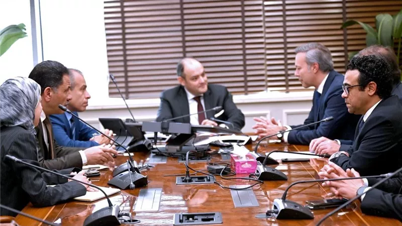 وزير التجارةيبحث مع شركة بي اس اتش خططها المستقبلية بالسوق المصري