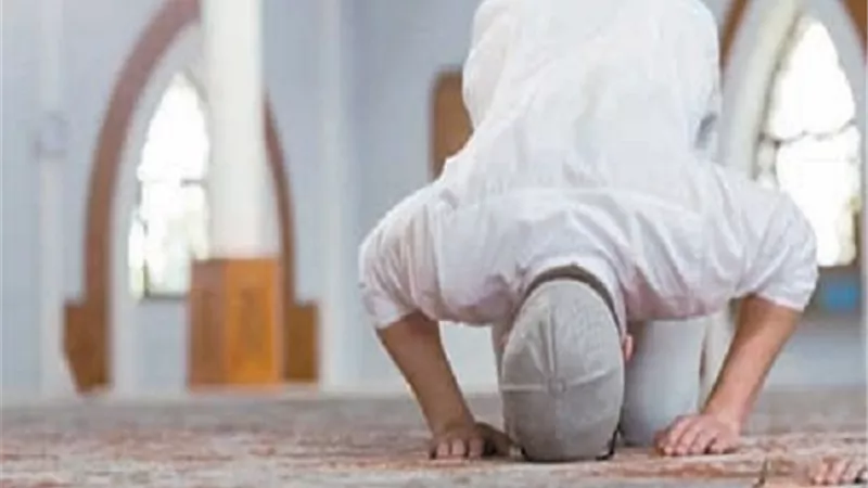أنت تسأل والمفتي يجيب.. الصلوات الفائتة دين واجب القضاء