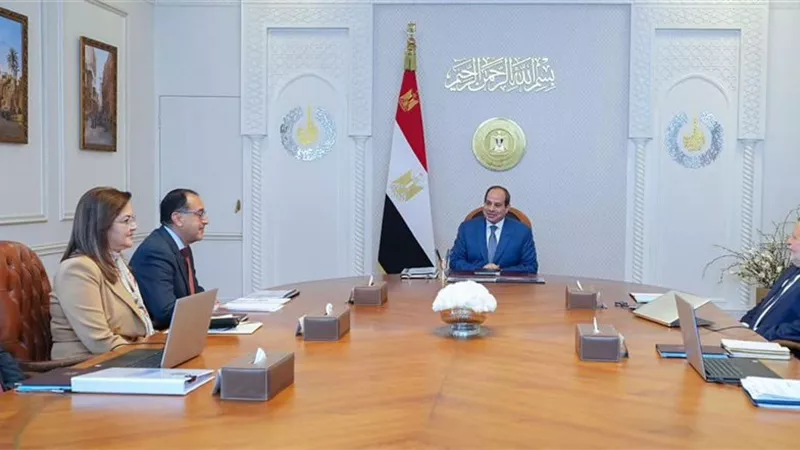 الرئيس السيسي يوجه بتكثيف الجهود لتخفيف الأعباء عن المواطنين