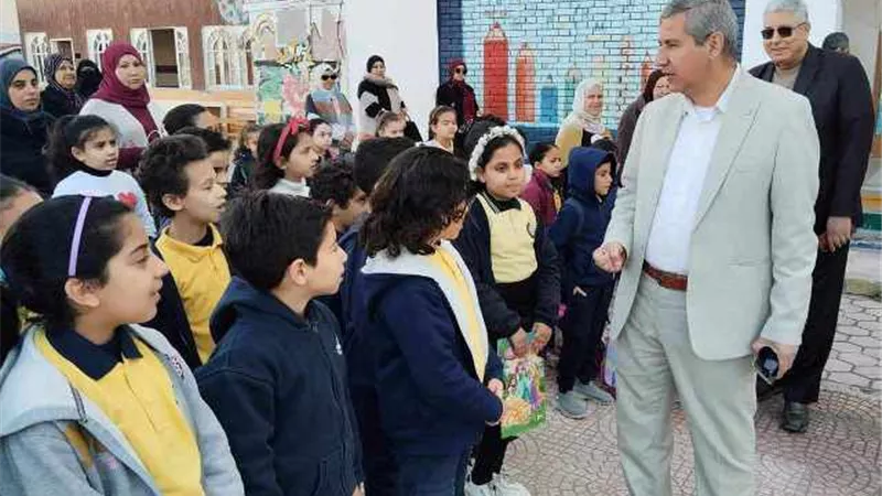 مدير تعليم دمياط يفاجئ مدارس عزبة البرج والروضة وفارسكور