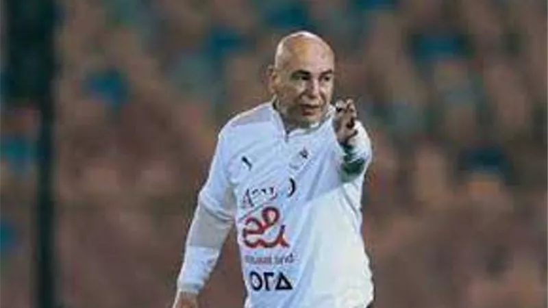 متذبذب المستوى .. حسام حسن يكشف سر استبعاد نجم الزمالك من المنتخب