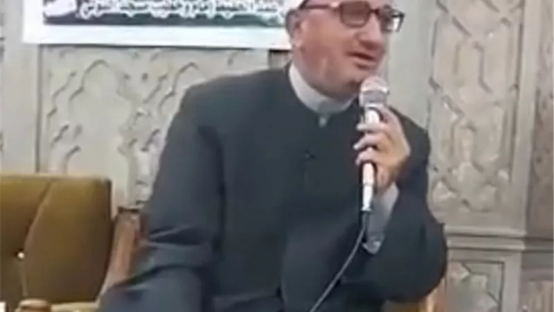 وكيل وزارة الأوقاف بالمنيا يلقي درساً بعنوان 