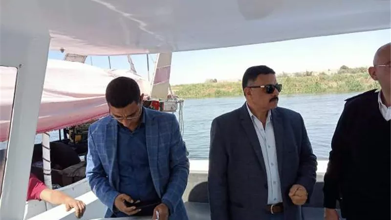 حملة تفتيشية مفاجئة على المراكب النيلية بالمنيا