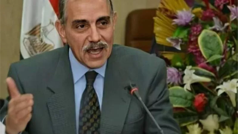 محافظ كفرالشيخ يتابع جهود الوحدات المحلية في حملات النظافة