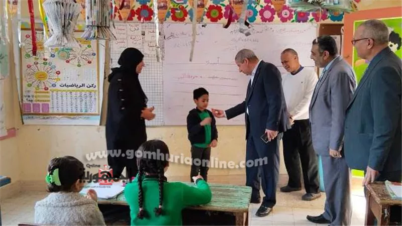القيم الأخلاقية والتعامل مع الأزمات والكوارث بالإذاعة المدرسية