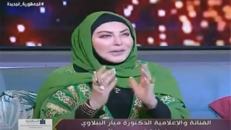 ميار الببلاوي: عملت في الإعلانات دون علم والدي.. ولما عرف ضربني بالحزام