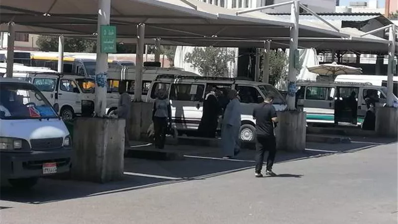 تكثيف حملات الرقابة على المواقف لمتابعة تعريفة الركوب الجديدة