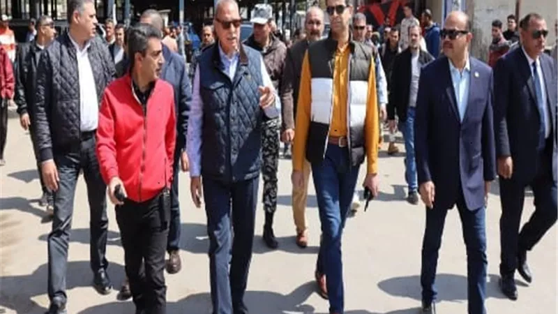 محافظ القليوبية يتابع التزام السائقين بتعريفة الركوب الجديدة
