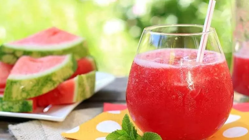 4 فوائد لتناول عصير البطيخ فى رمضان..تعرف عليها