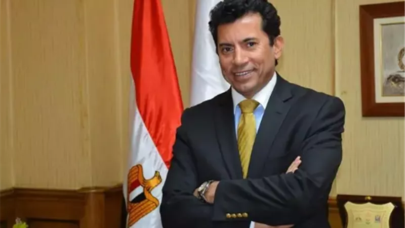 وزير الرياضة يكشف عن إقامة مباراة ودية تجمع منتخب مصر و فرنسا