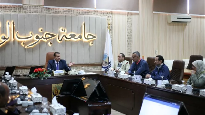 عكاوي يلتقى بفريق عمل التطبيق الالكتروني للإعارات ومرافقة الزوج