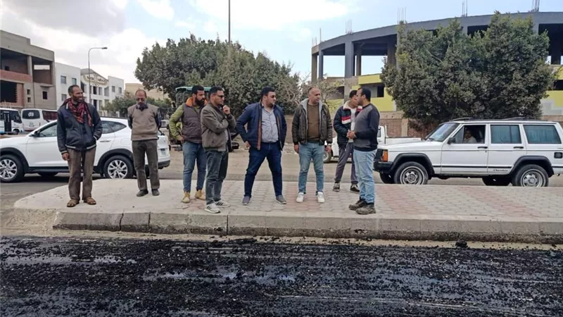 رئيس جهاز مدينة العبور :رفع كفاءة الطرق بالمنطقة الصناعية الأولى