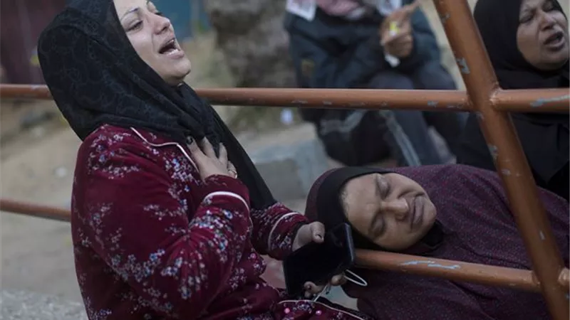 الاحتلال يرتكب 7 مجازر خلال الـ24 ساعة الماضية.. وارتفاع حصيلة الشهداء في غزة لـ 32142