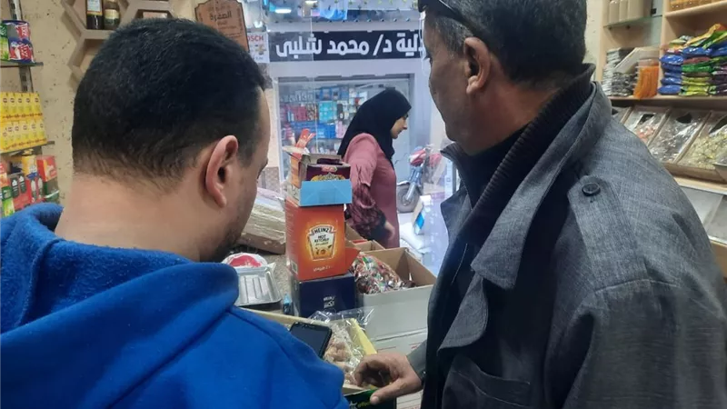 محافظ كفرالشيخ: تحرير 13 محضرًا تموينيًا لأصحاب المحال التجارية