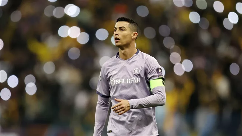 رونالدو يتصدر قائمة سوداء في الدوري السعودي