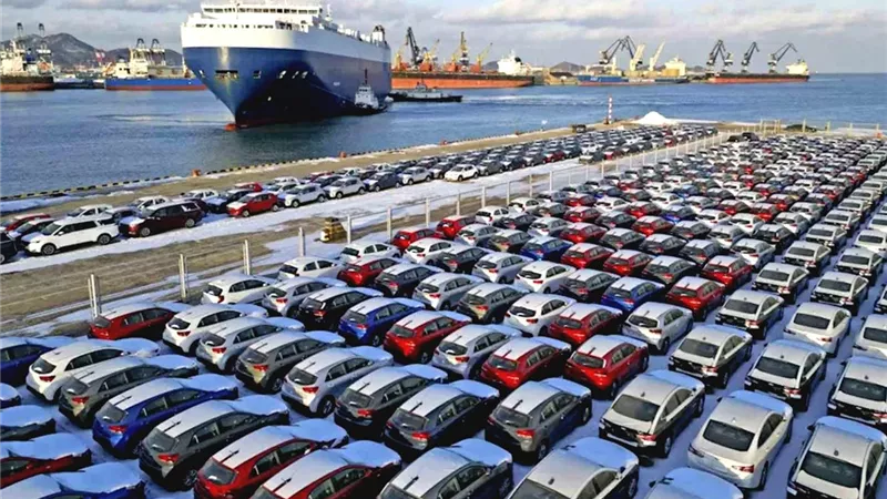 مبادرة سيارات المغتربين .. تنعش سوق المركبات