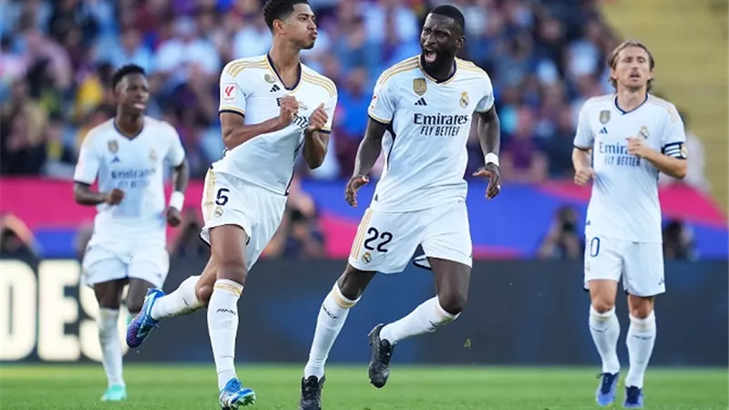 نجم ريال مدريد يفوز بجائزة لاعب الشهر في الدوري الإسباني
