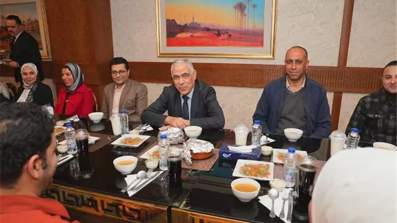 النائب العام يشهد إفطار رمضان مع موظفي النيابة العامة