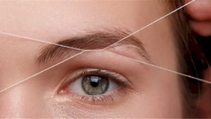 إزالة الشعر وتنظيف الحواجب أثناء الصوم هل يُفسده؟