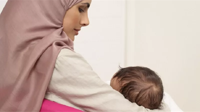 5 نصائح للرضاعة الطبيعية في رمضان