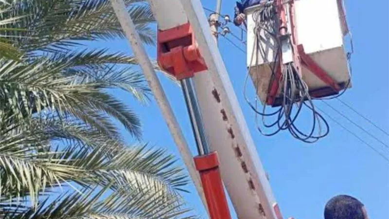 إنارة الطريق الزراعي بعد تضرر الكشافات بفعل الطقس السيئ بالمنيا