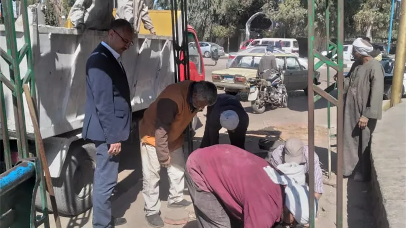 حملة نظافة مكبرة وترميم كورنيش ترعة الإبراهيمية بأسيوط