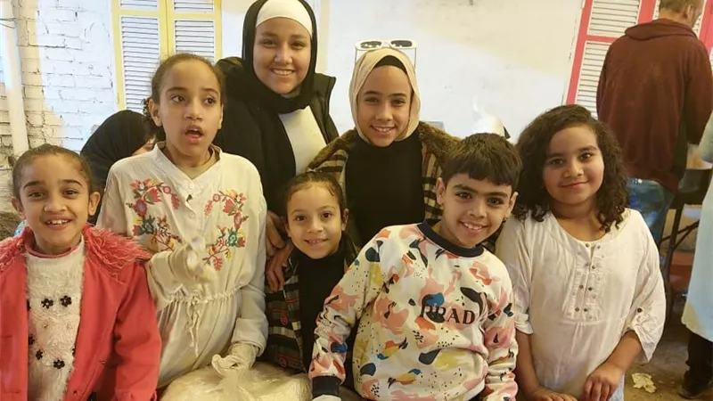 المطرية تواصل صناعة التاريخ.. الكل مدعو على أكبر مائدة إفطار فى العالم .. بعزبة حمادة