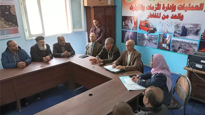 محافظ أسيوط يؤكد على الاهتمام بالقضايا السكانية