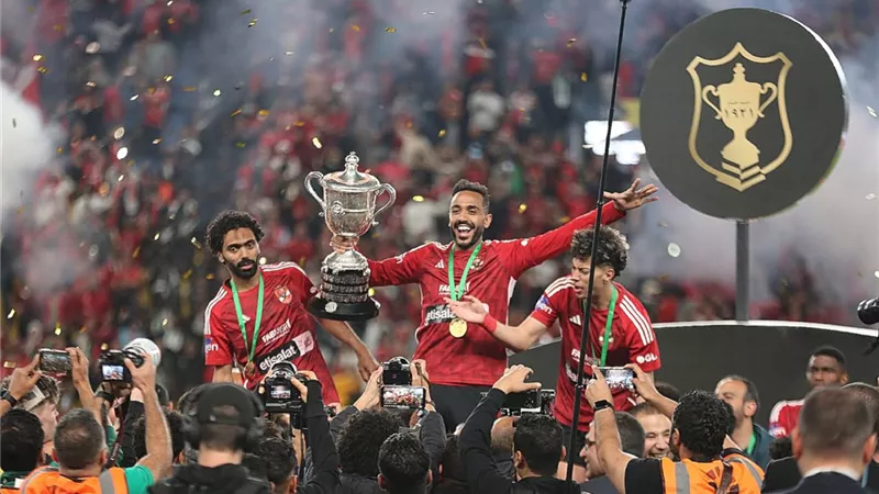 كهربا : قلت لـ إمام عاشور هتنور في الأهلي وهتبقى أهم لاعب في مصر