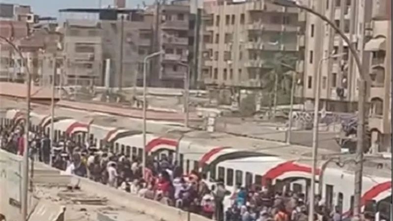 العناية الإلهية تنقذ ركاب قطار القاهرة الإسكندرية من كارثة في قويسنا